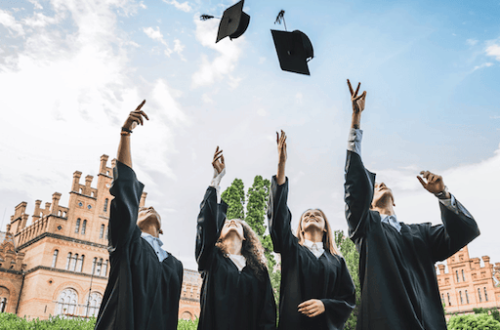 Combien coûte une formation en école de commerce ?